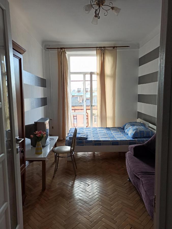 Апартаменти Best Location! Rynok Square, Opera. Львів Екстер'єр фото