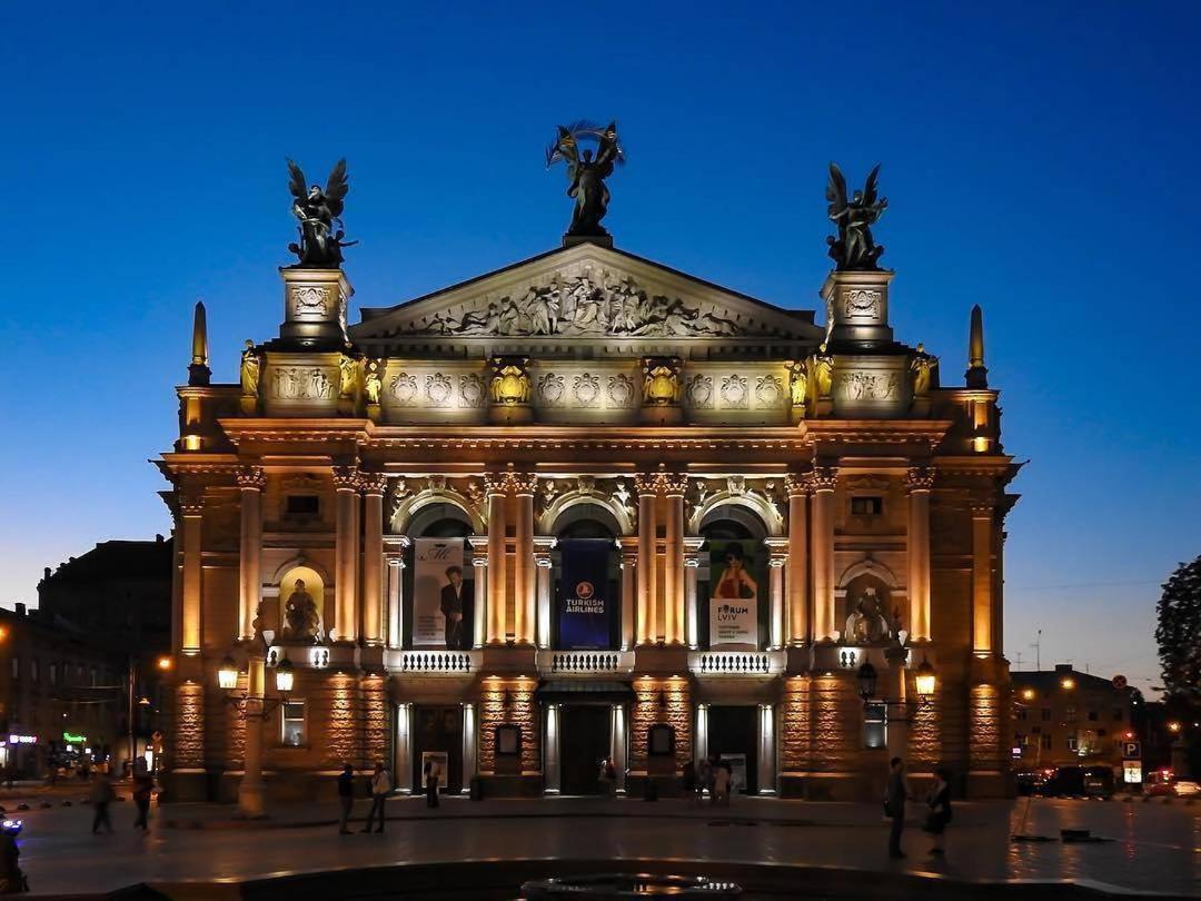 Апартаменти Best Location! Rynok Square, Opera. Львів Екстер'єр фото